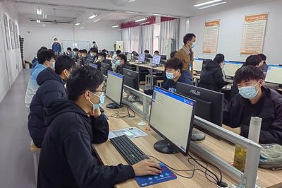 信息工程学院成功举办“1+X”证书Web前端开发职业技能等级认证考试